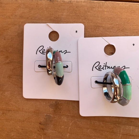 Reitmans Jewelry - NWT / Ring Set /  Colourful / Available in Multiple Sizes